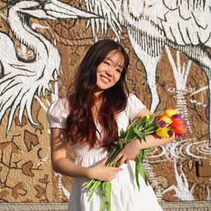 Meet your Posher, Elaine